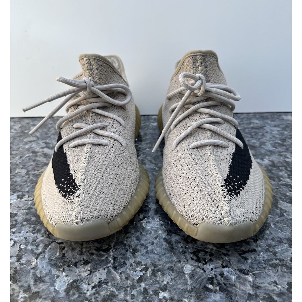 Adidas Yeezy Boost 350 V2 Beige Black SPLY-350 Size 9.5 HP7870 Kanye West - Picture 3 of 12
